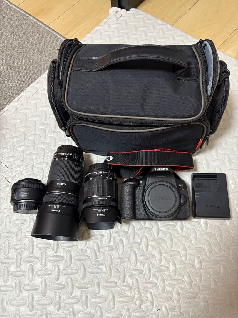 Canon EOS KISS8x8i 一眼レフカメラ レンズ3本付き