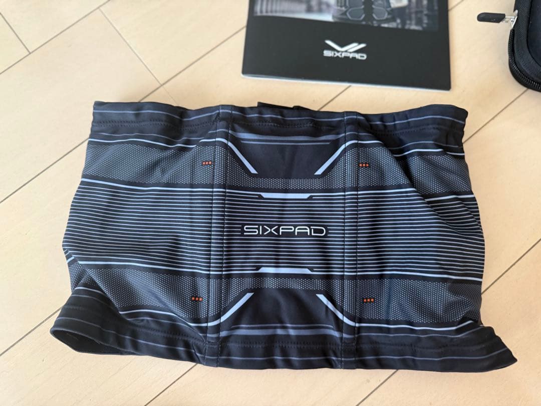 SIXPADシックスパッド コアベルト コントローラー付