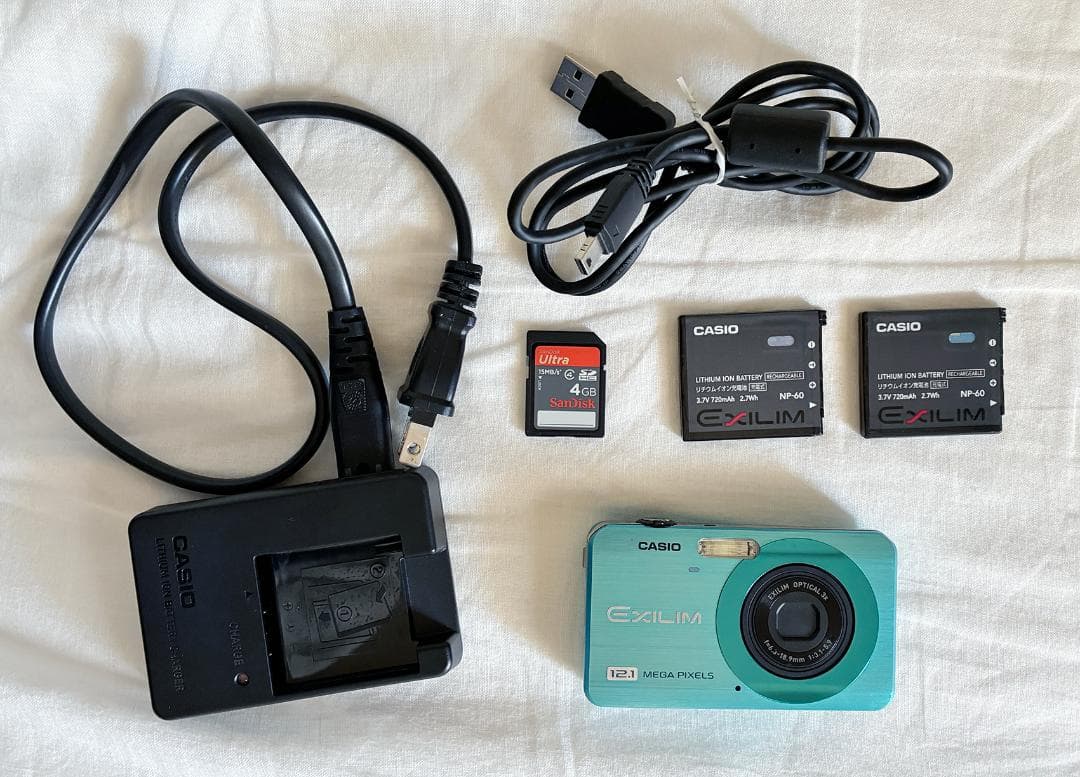 美品 CASIO EXILIM EX-Z90 ブルー 付属品完備