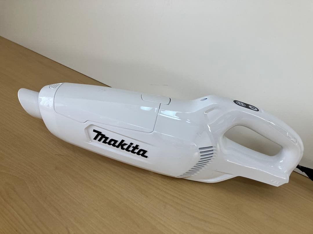 【稼働品】マキタ 充電式クリーナー CL107FD 充電器 バッテリー付き掃除機