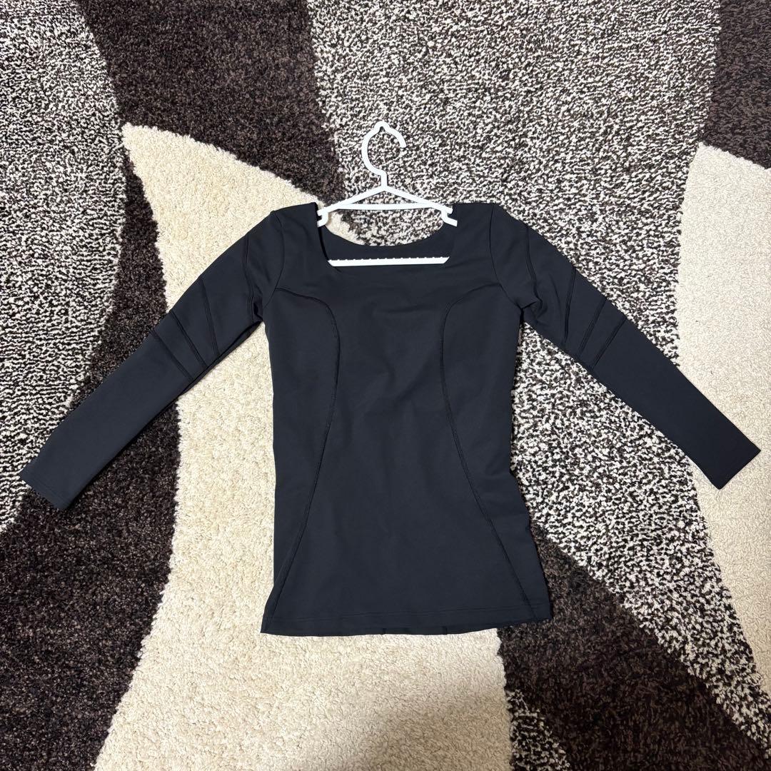 Rintosullパーフェクトフォームトップス　ピラティス　ウエア　L