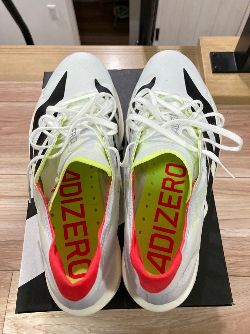 アディゼロ タクミセン11 27.0