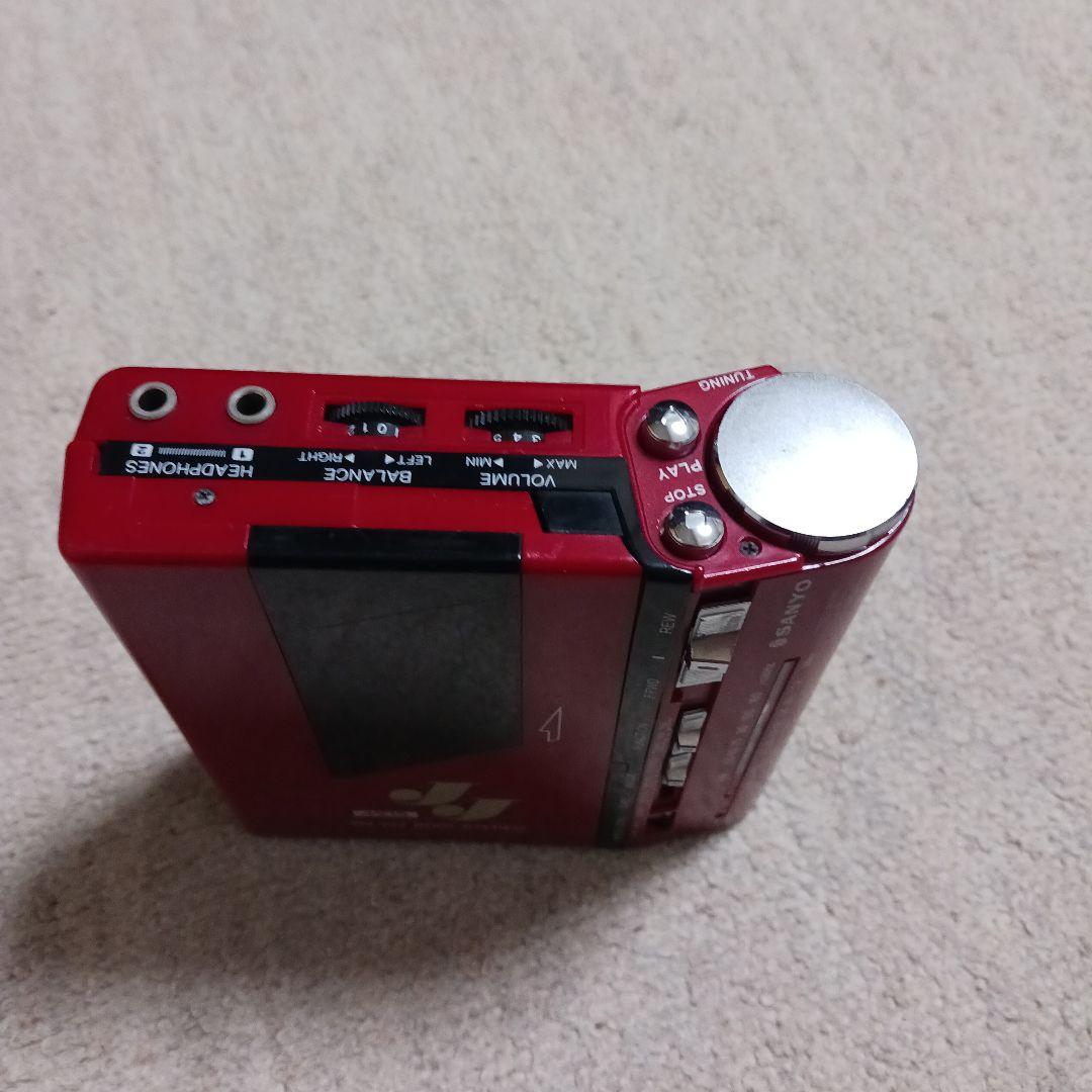 ポータブルカセットプレーヤー