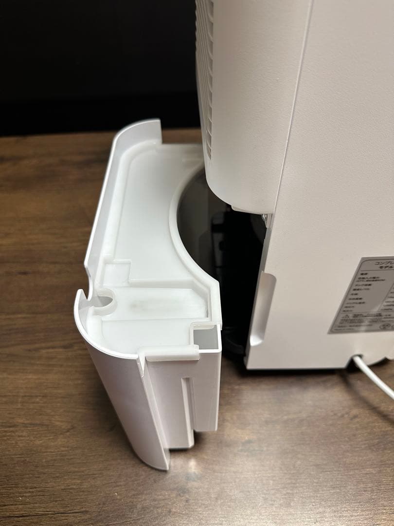 2024年製　MDDM コンプレッサー式　除湿機　MD-SJT01