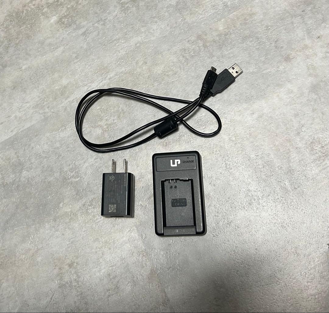 Sony α6400 本体+レンズ(SONY SEL1650PZ)