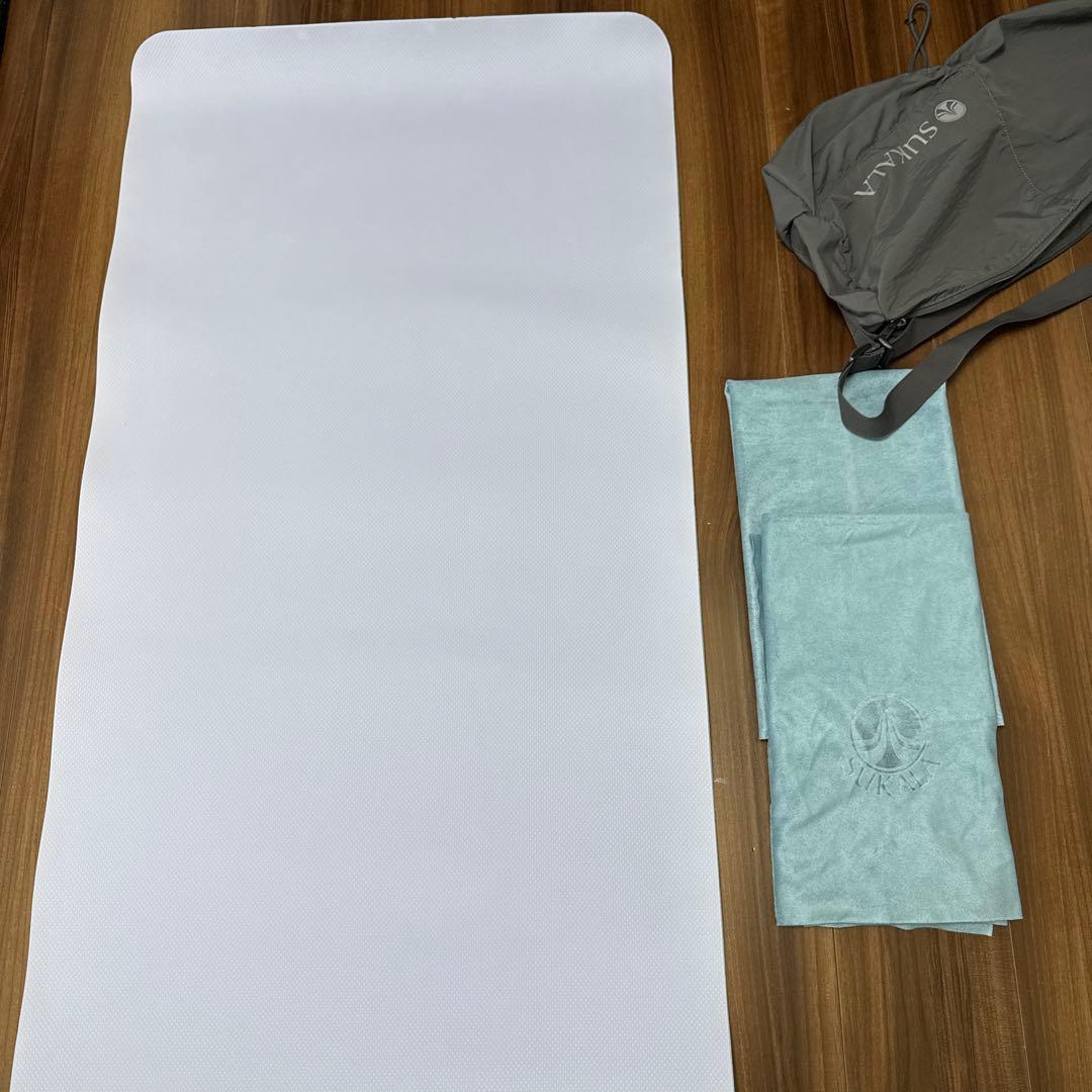 【美品】ラバ ホットヨガLAVA ヨガマット ラグ 4点セット