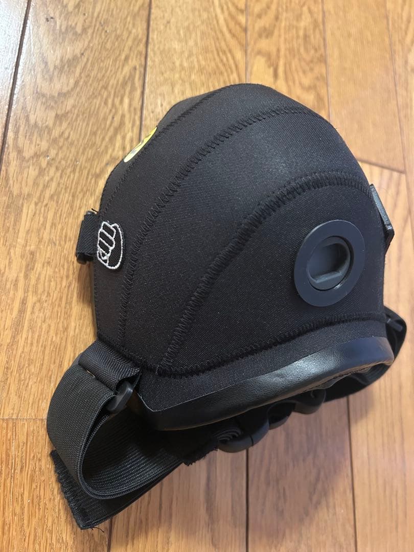 防音マスク　Mサイズ　DOX