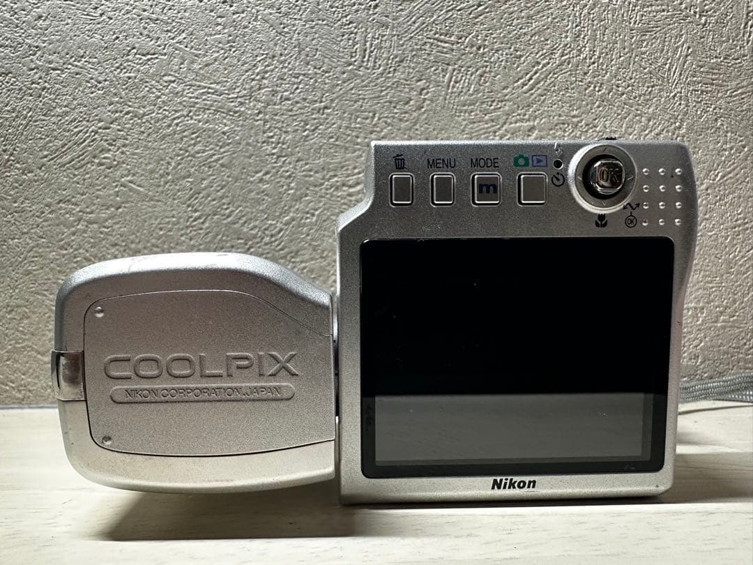 ☆プロフ必読☆ままま♡R・T 様Nikon COOLPIX S10 VR