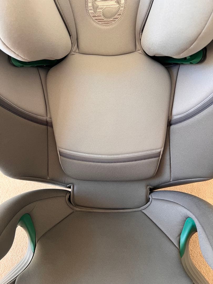 CYBEX サイベックス solution S2 ジュニアシートISOFIX