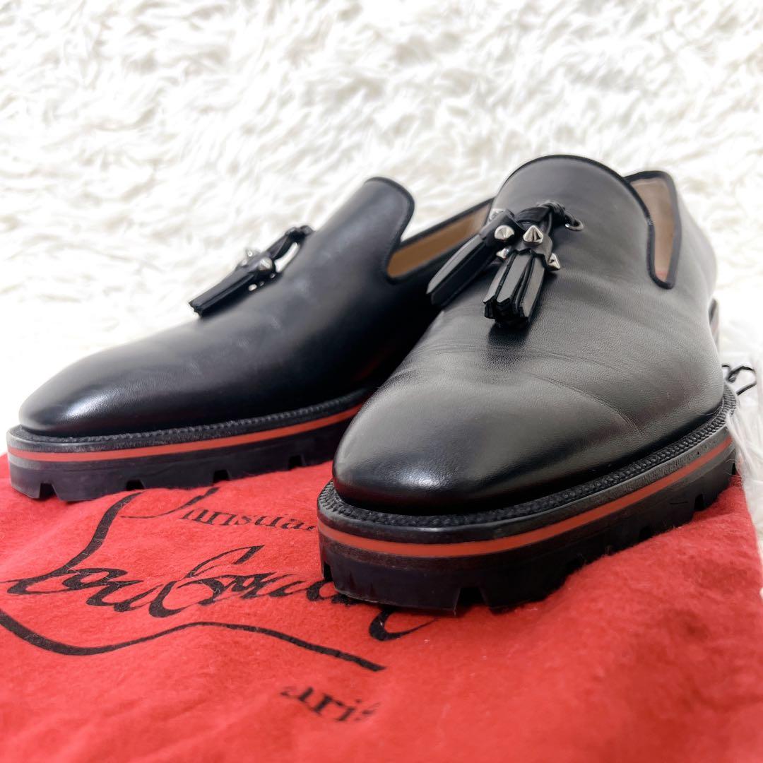 Christian Louboutin タッセルローファー 黒 赤ソール　ラグ