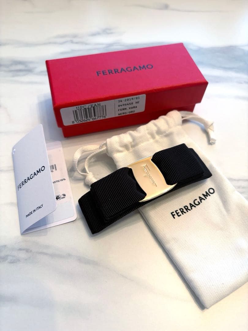 美品！フェラガモ　定番リボンバレッタ黒　正規品