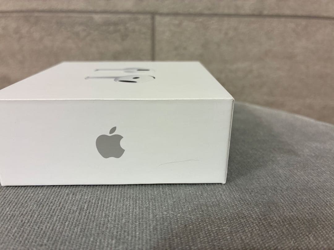 Apple AirPods 4 本体 ノイキャン非搭載 MXP63J/A