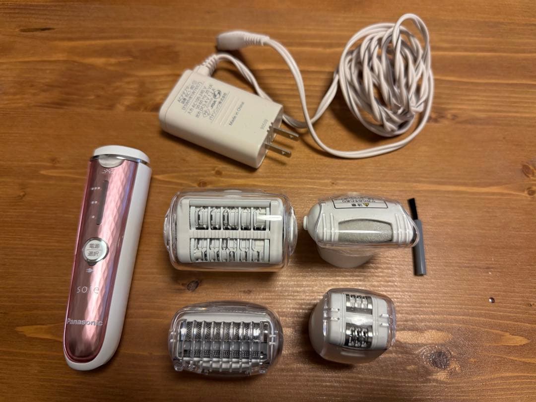 Panasonic soie ソイエ　脱毛器　ES-EL8A