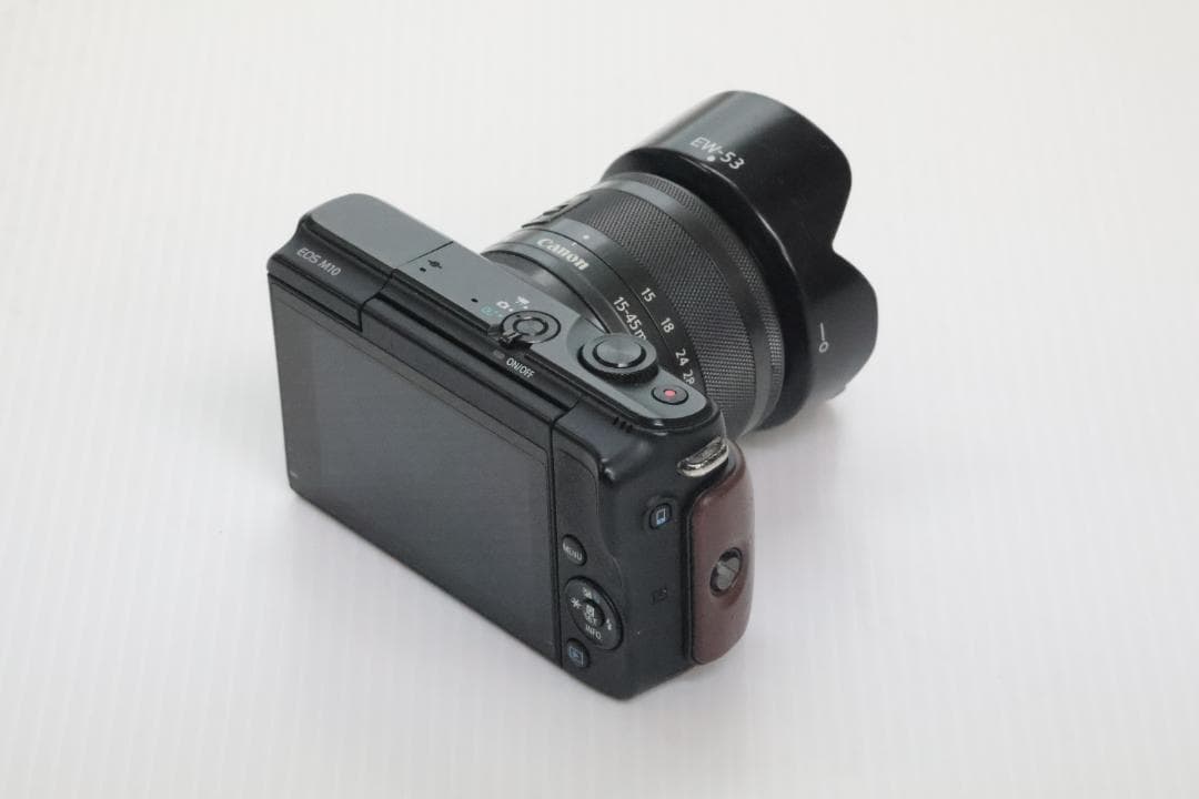 EOS M10 EF-M15-45 IS STM【ホルガレンズおまけ】