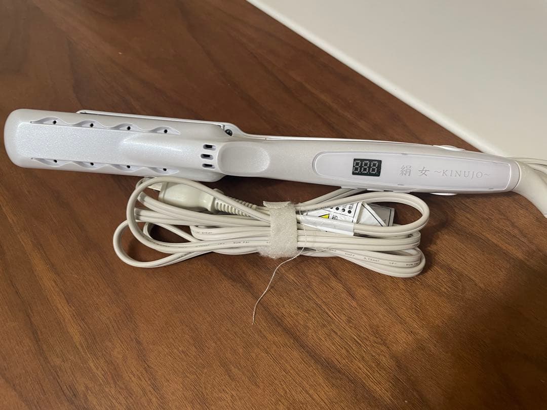 絹女～KINUJO～ ヘアアイロン ストレート