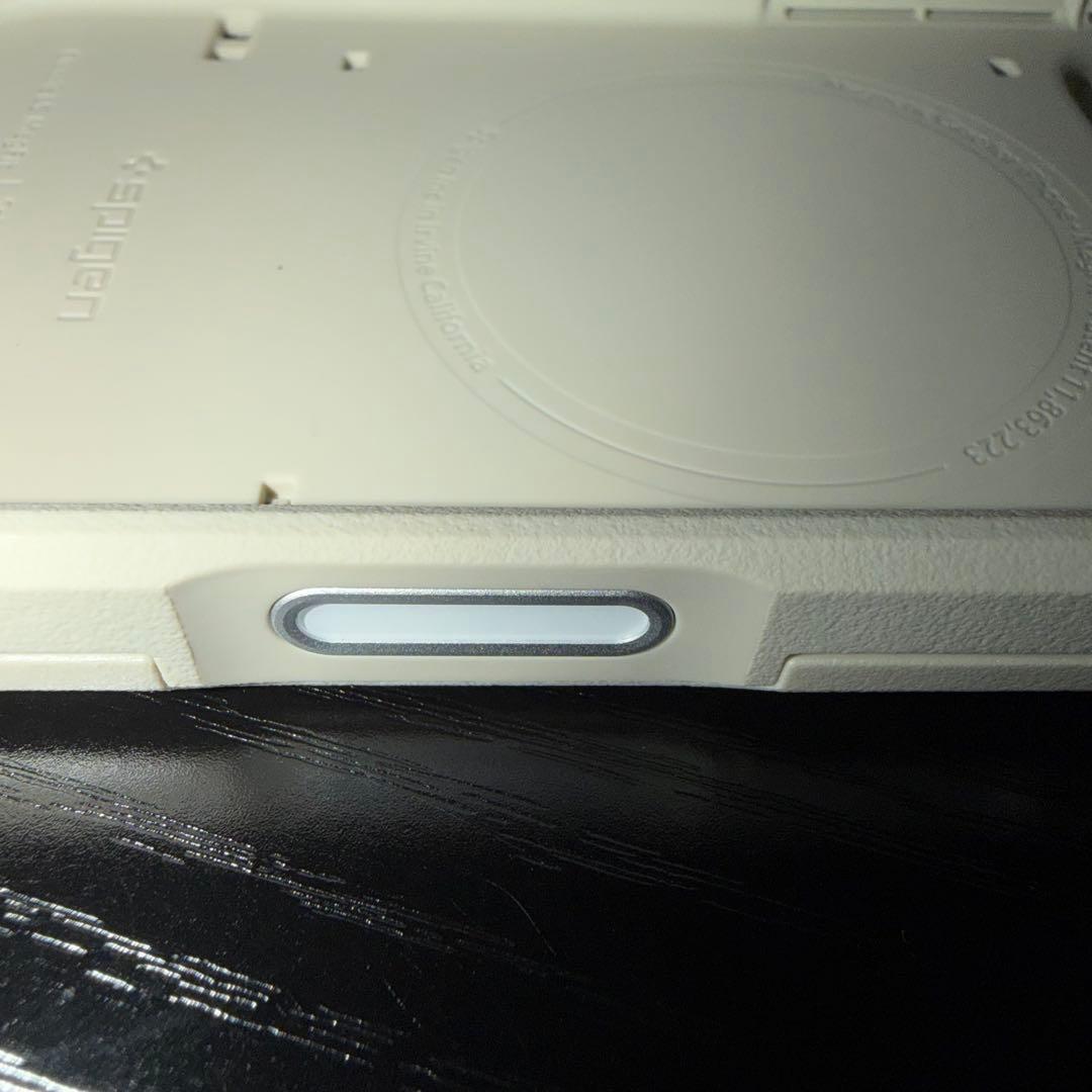 iPhoneアクセサリー Spigen iPhone 17 Pro Case Classic LS