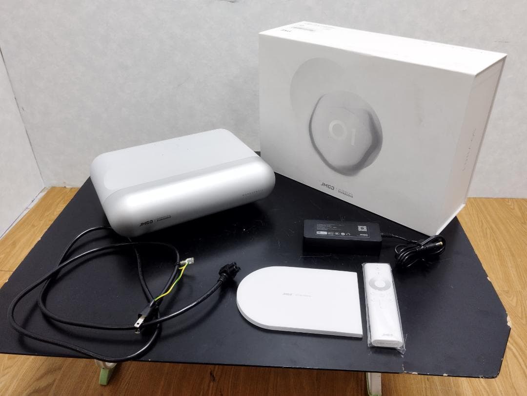 Y☆826 JMGO 超短焦点プロジェクター O1 J78-4D0