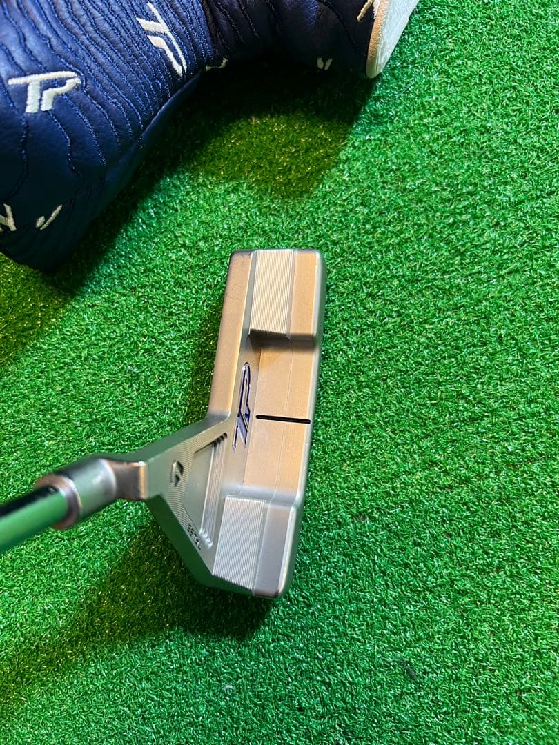 テーラーメイド　トラスパター　TB1.5 33インチ