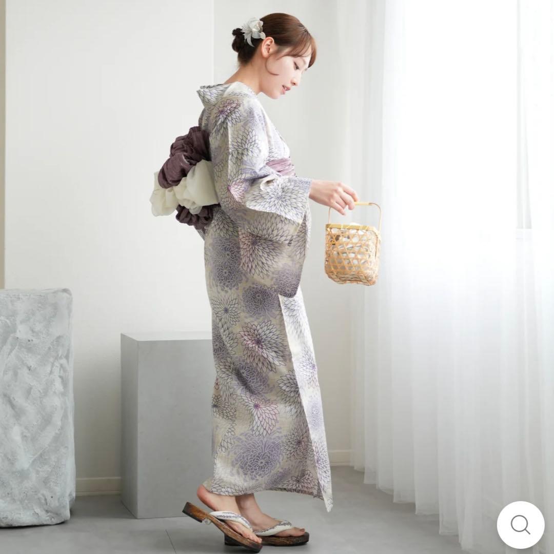 utatane ゆかた 先染め風ベージュに涼しげ糸菊　➕ 帯(ホワイト)