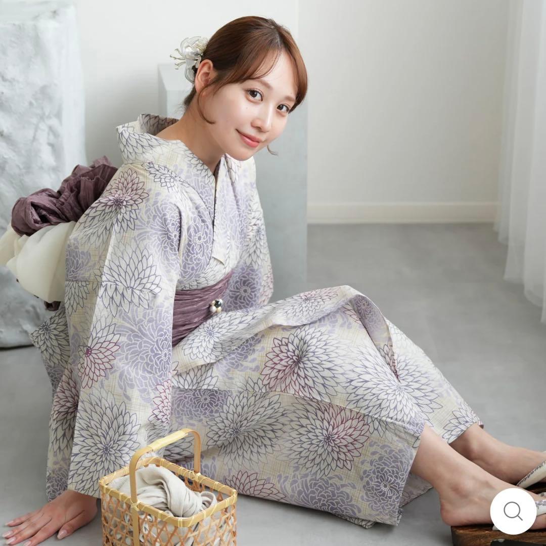 utatane ゆかた 先染め風ベージュに涼しげ糸菊　➕ 帯(ホワイト)