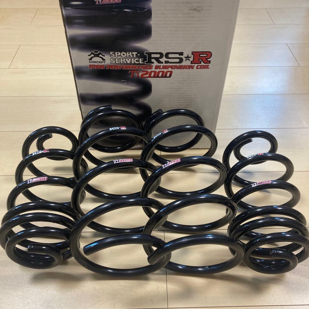 RS-R Ti2000シリーズ　ダウンサス ZRR85W VOXY