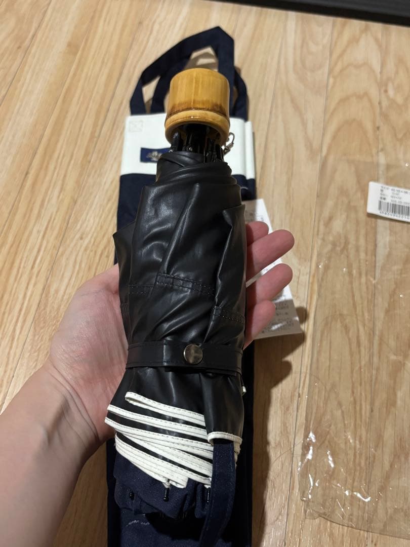 芦屋ロサブラン　3段折り　日傘　遮光100% ネイビーアイボリー