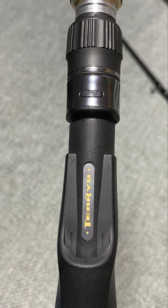 テンリュウ　ミズチ　MZ76MH (Round Master) 雷魚ロッド