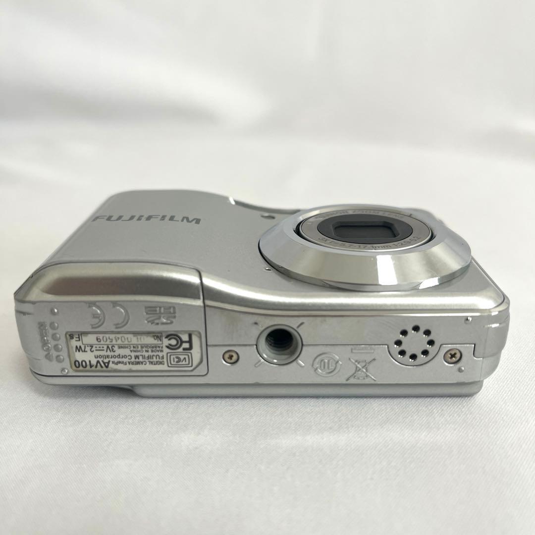 FUJIFILM FinePix AV100 単3電池駆動