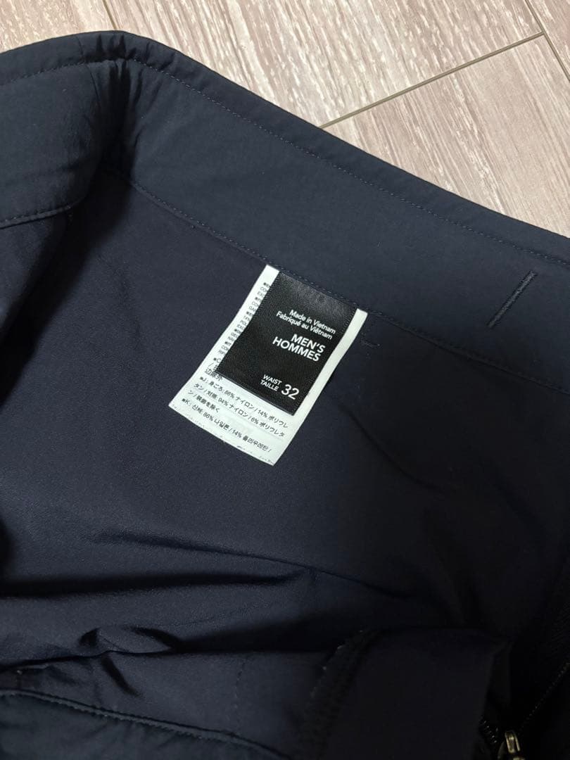 【D】ARC’TERYX ナイロンショーツ