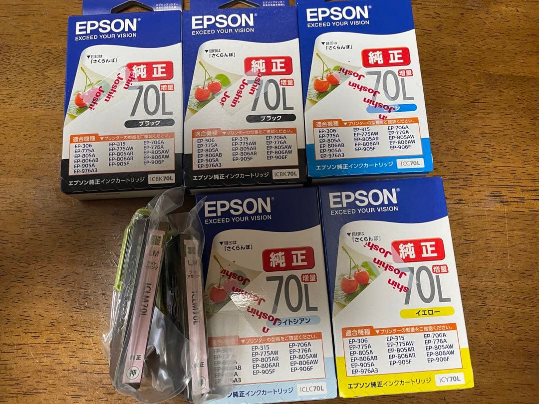 子犬の柄が可愛いハンドメイドトートバッグ