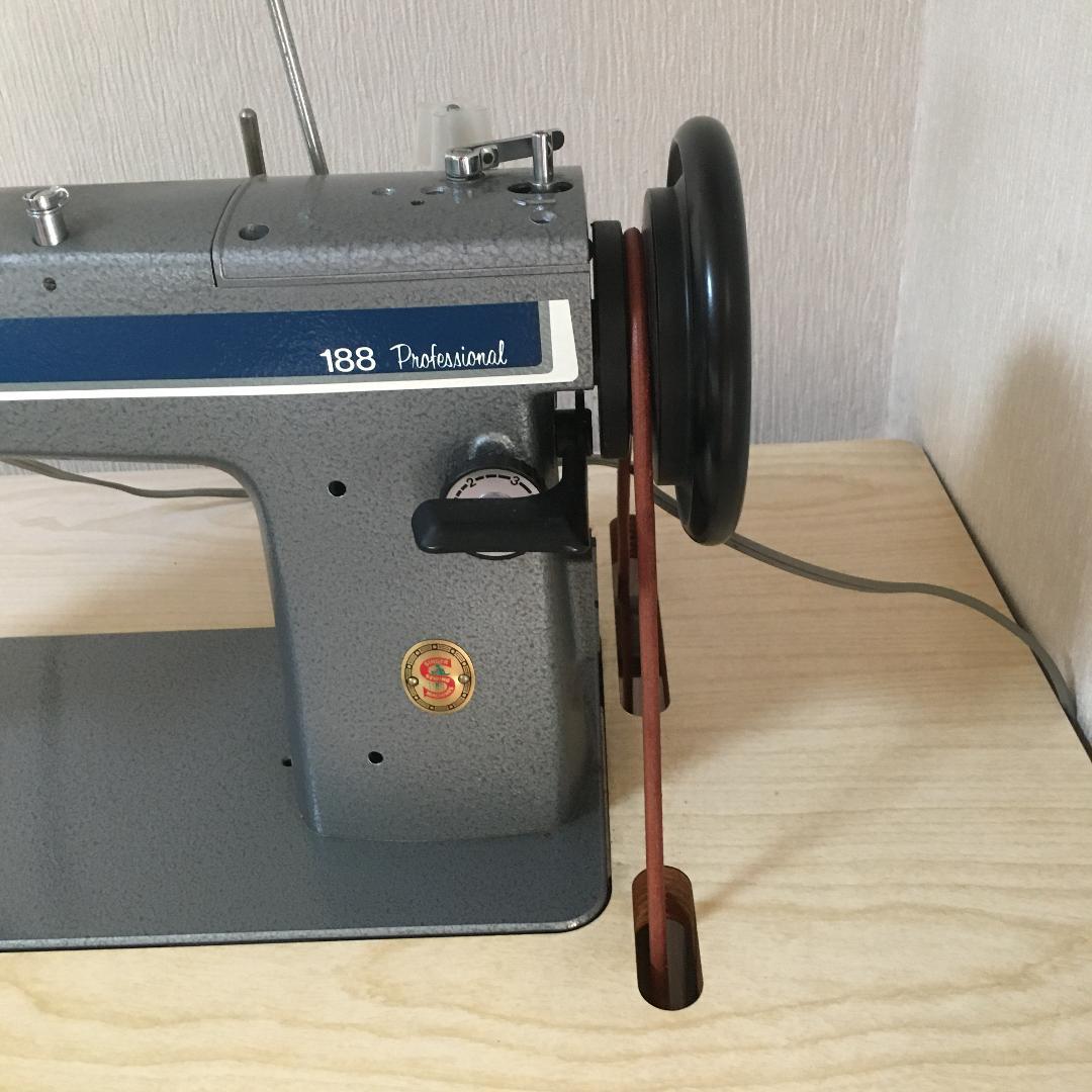 脚踏み式シンガーミシン188プロフェッショナル
