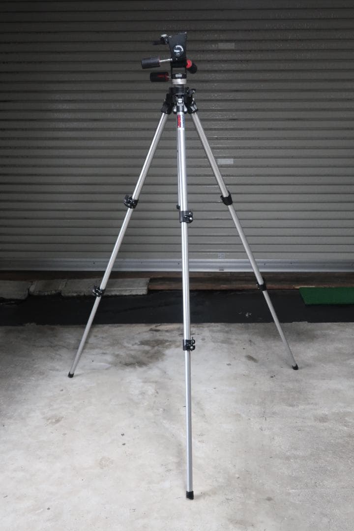 Manfrotto (Bogen)　三脚