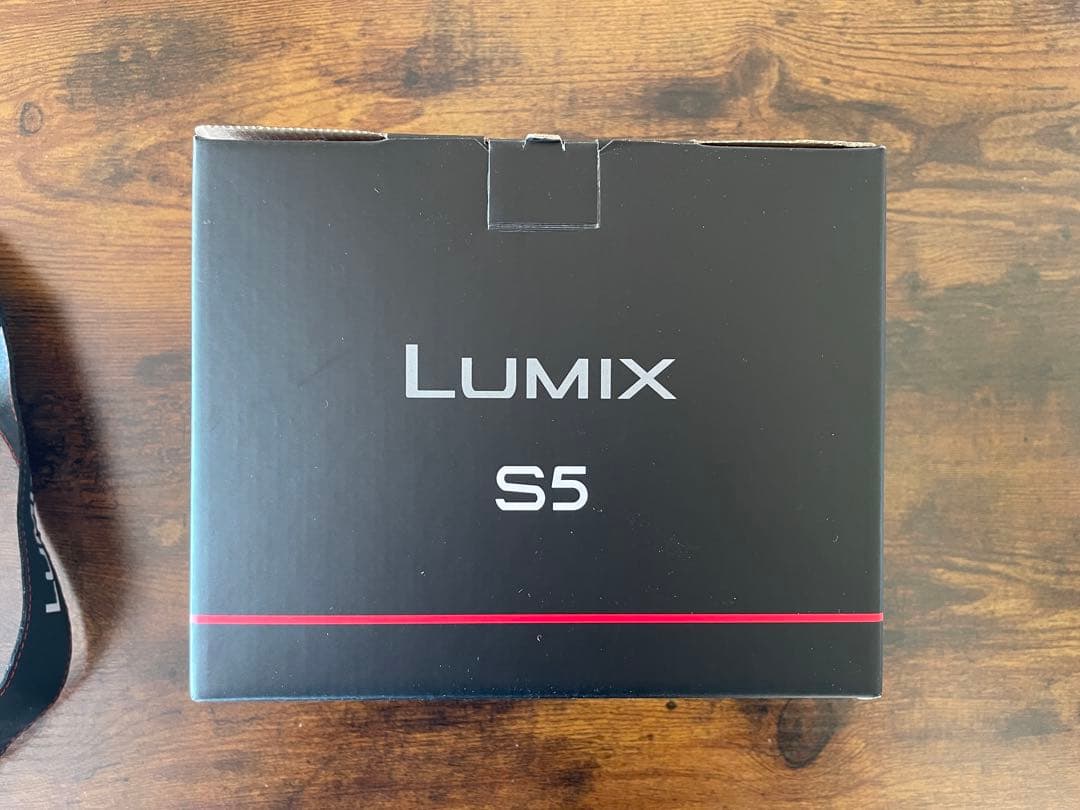 LUMIX S5 ミラーレス一眼カメラ 本体