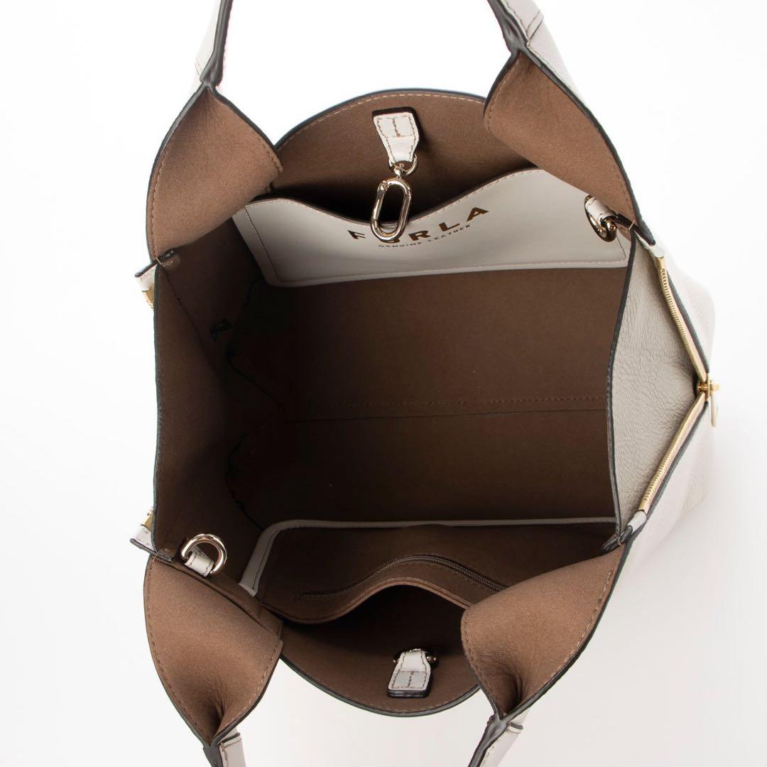 ト*ル様 FURLA GILDA M TOTE フルラ　トート　ジルダ　ショルダ