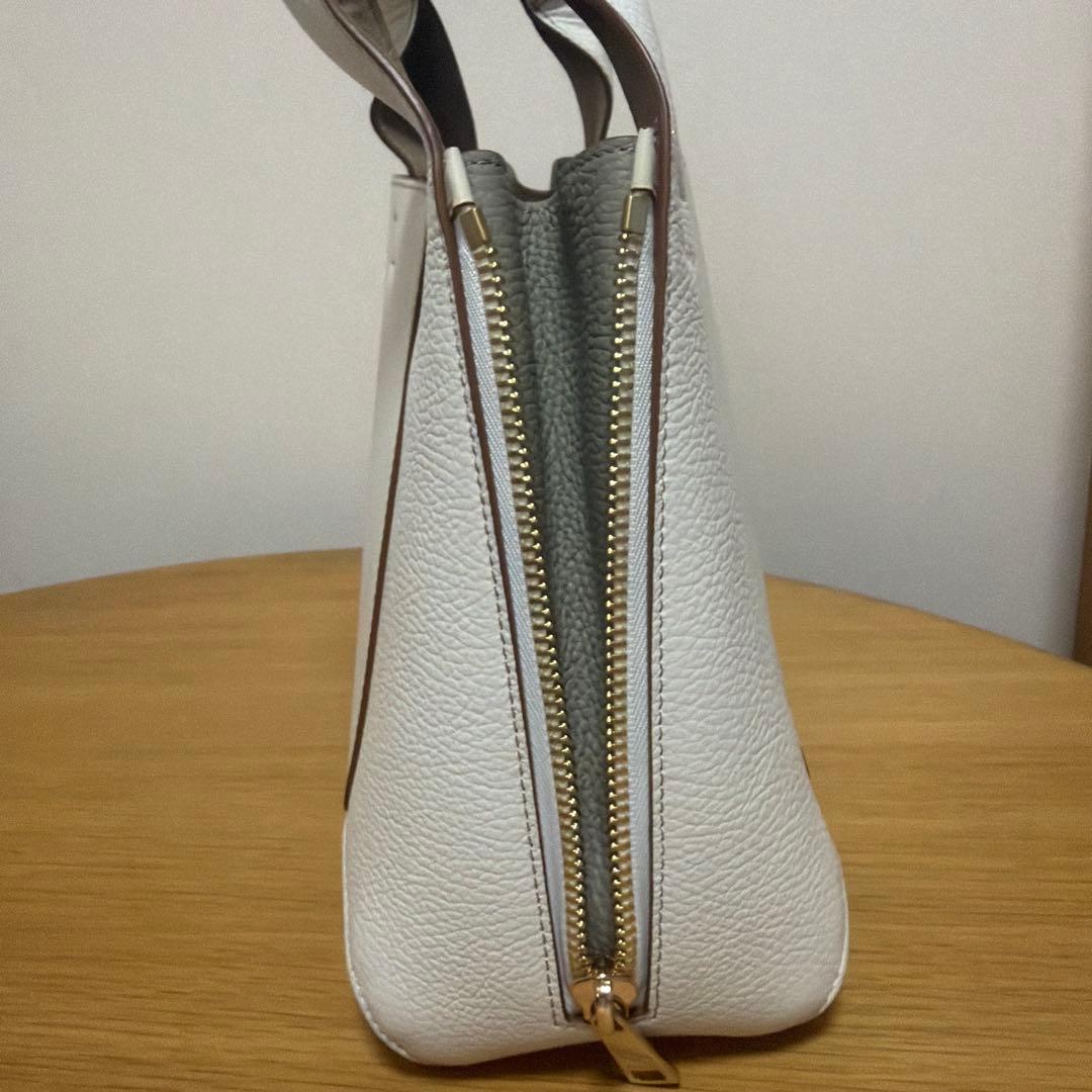 ト*ル様 FURLA GILDA M TOTE フルラ　トート　ジルダ　ショルダ