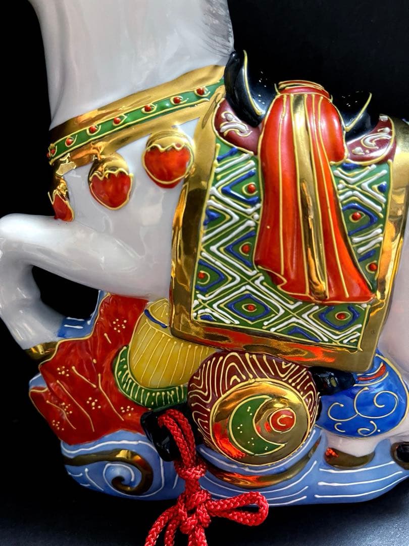 九谷焼　金の白馬　目標達成や人生の目的に向けて前進する