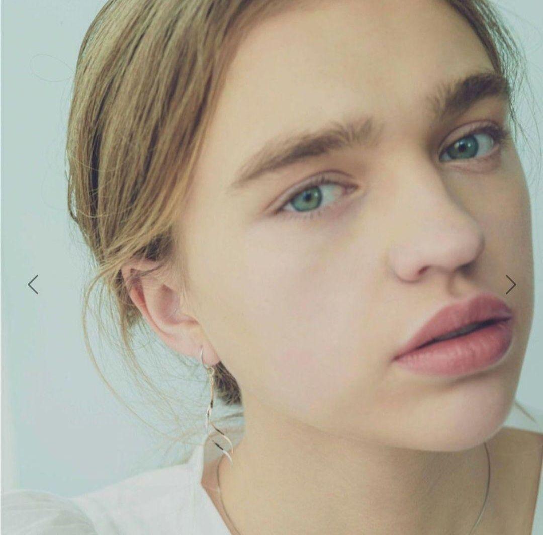 ル*ク様 ete エテ K10YG/WG イヤーチャーム ツイスト