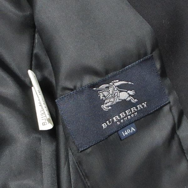 バーバリー　卒業入学式　フォーマルセット スーツ 男の子 140