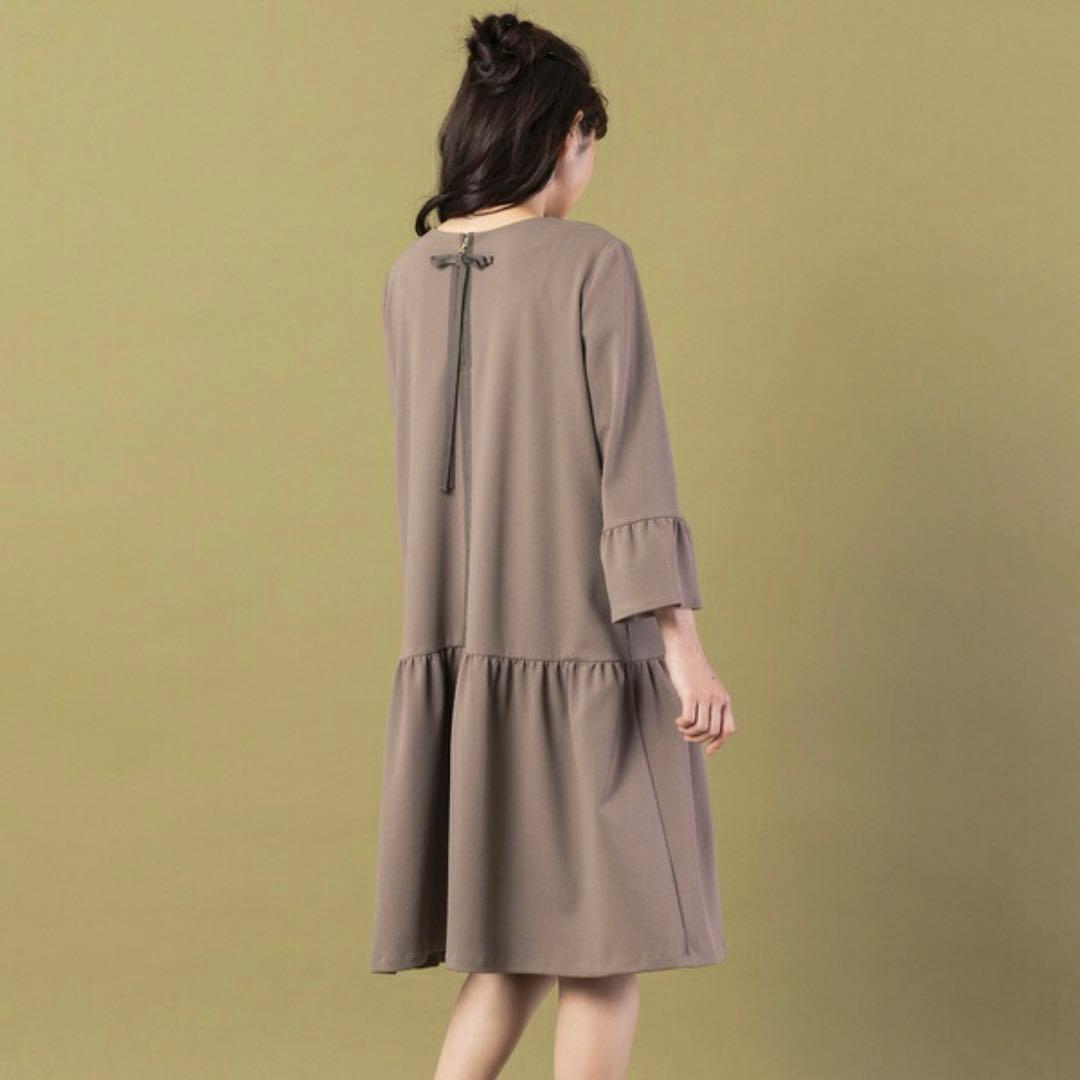 【美品】ローズティアラ　バックリボンフリルワンピース　大きいサイズ　46 洗える