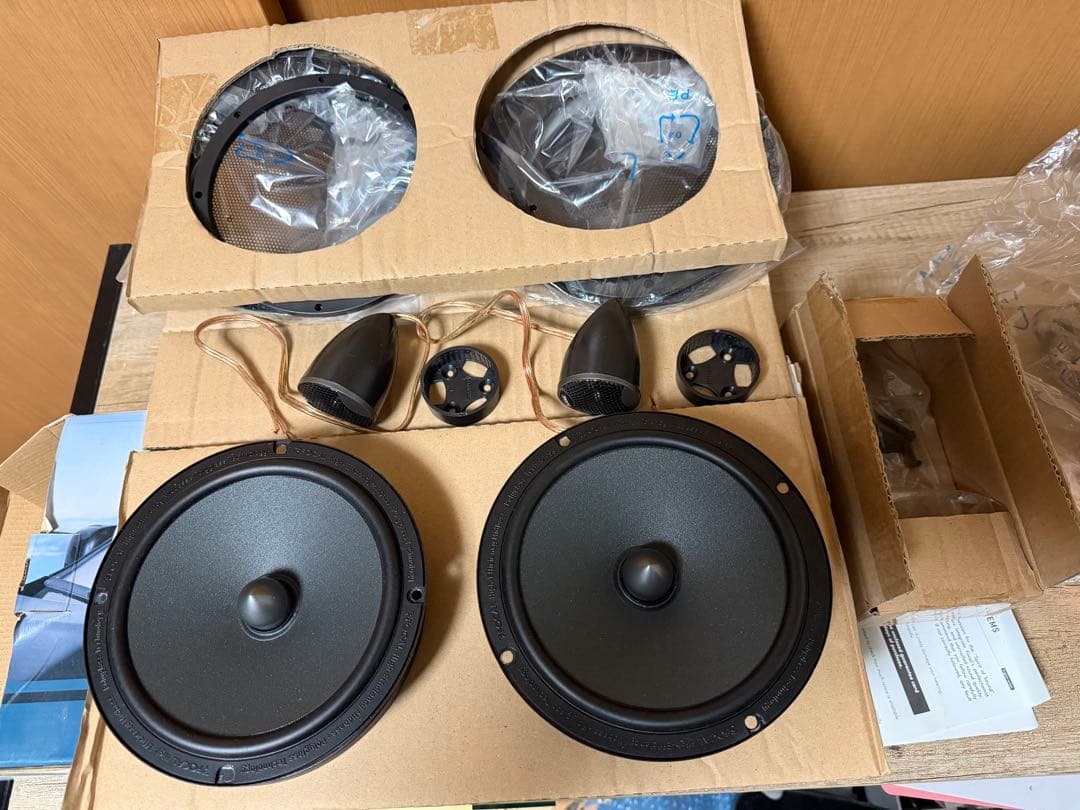 FOCAL INTEGRATION IS 165 スピーカーセット