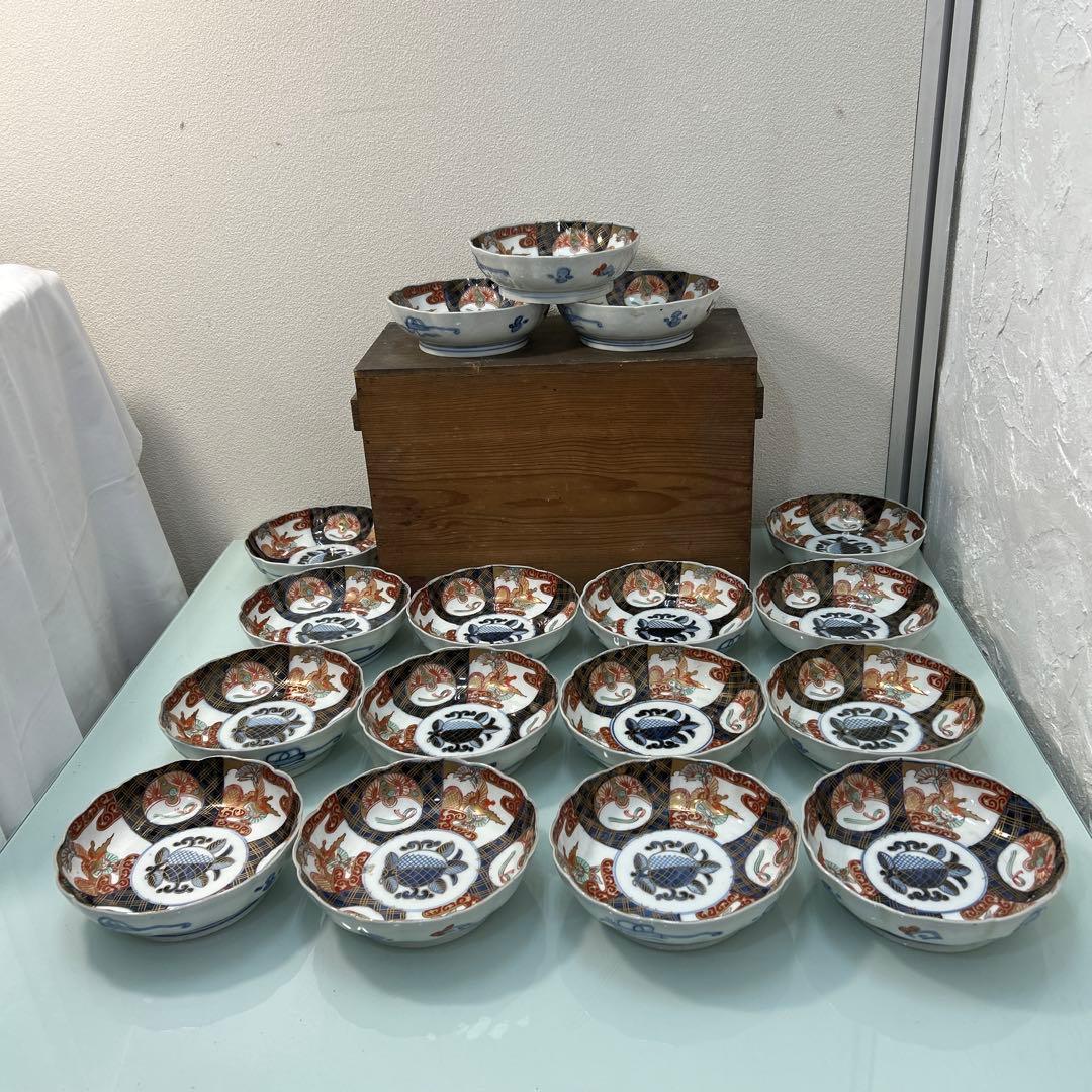 ☆古伊万里・金蘭手・金彩　　　　染付・窓絵花車・中鉢☆