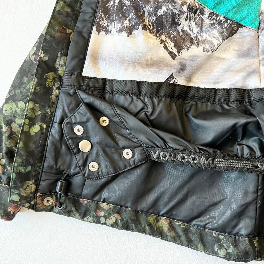 3237【美品】ボルコム　ジャケット ゴアテックス 総柄 花柄　レディース 緑