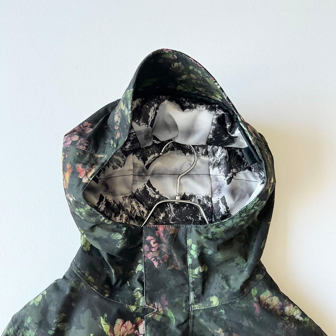3237【美品】ボルコム　ジャケット ゴアテックス 総柄 花柄　レディース 緑
