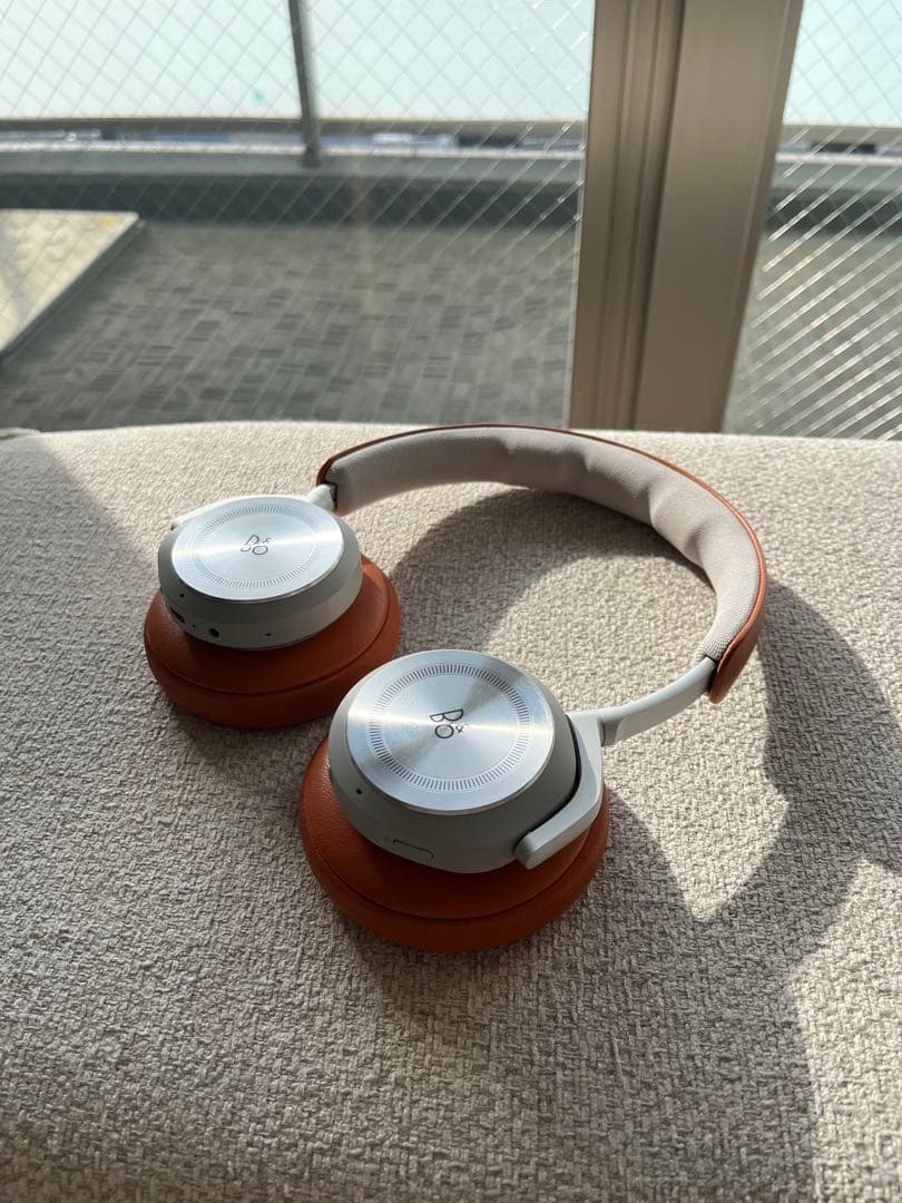 【未使用美品！】Bang & Olufsen ワイヤレスヘッドホン オレンジ