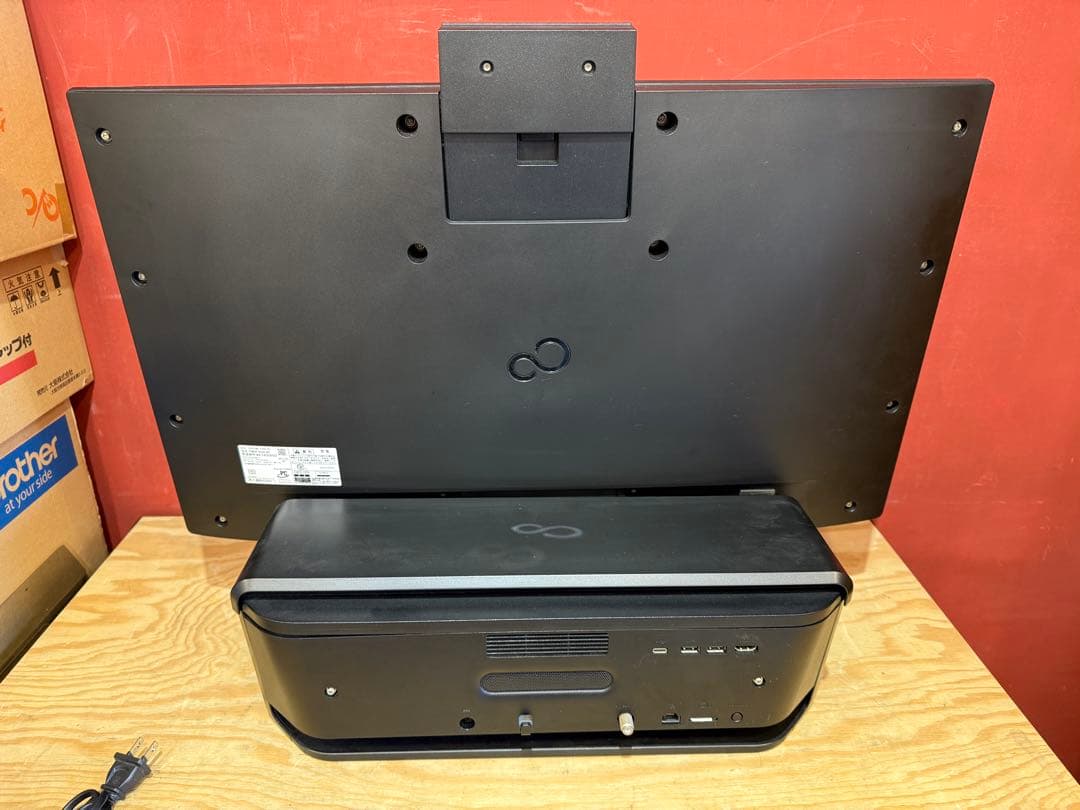 Fujitsu 富士通 FMVF90A3B 一体型パソコン　Core i7