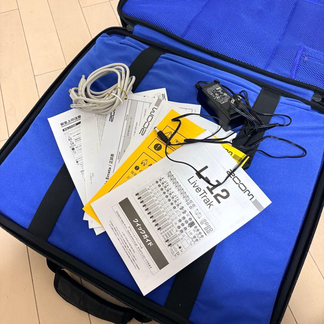 ZOOM LiveTrak L-12 ケース付き