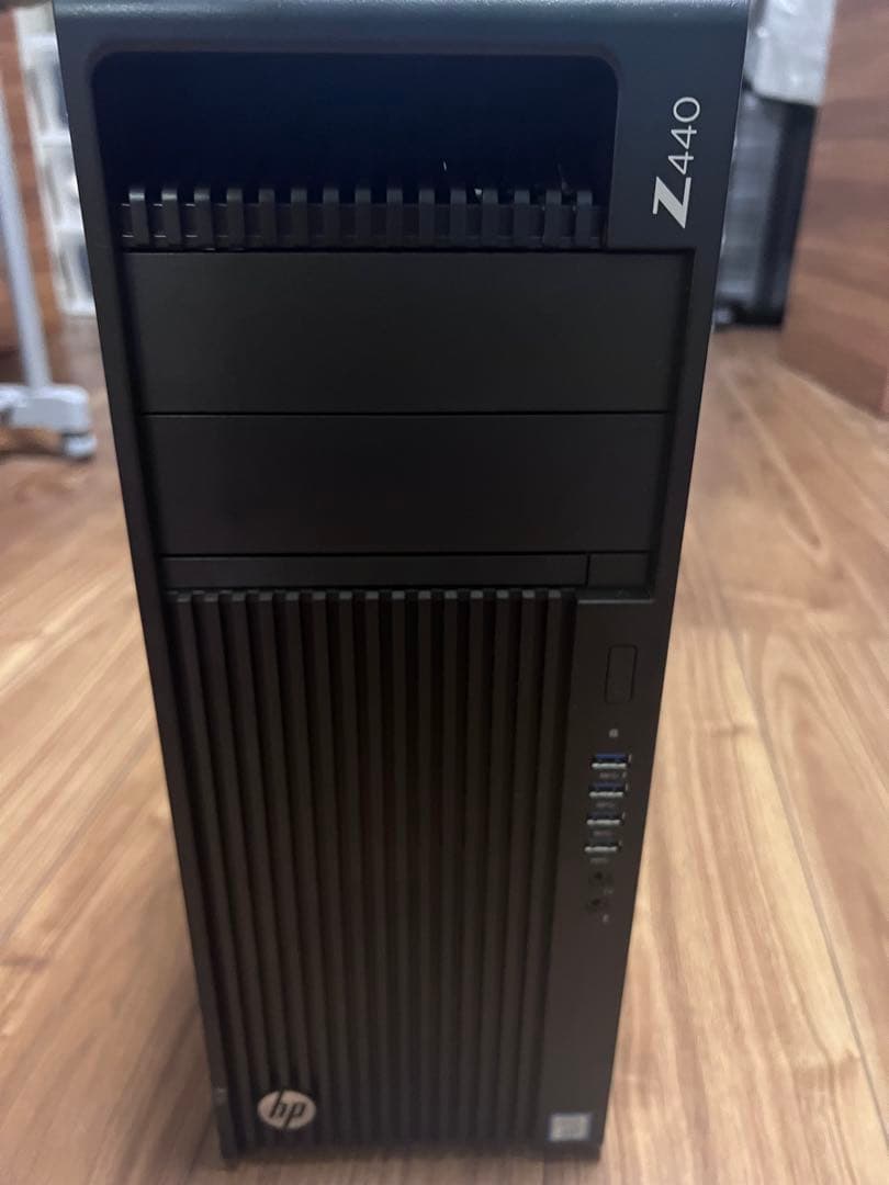 HP z440 ハードディスクなし　自作用