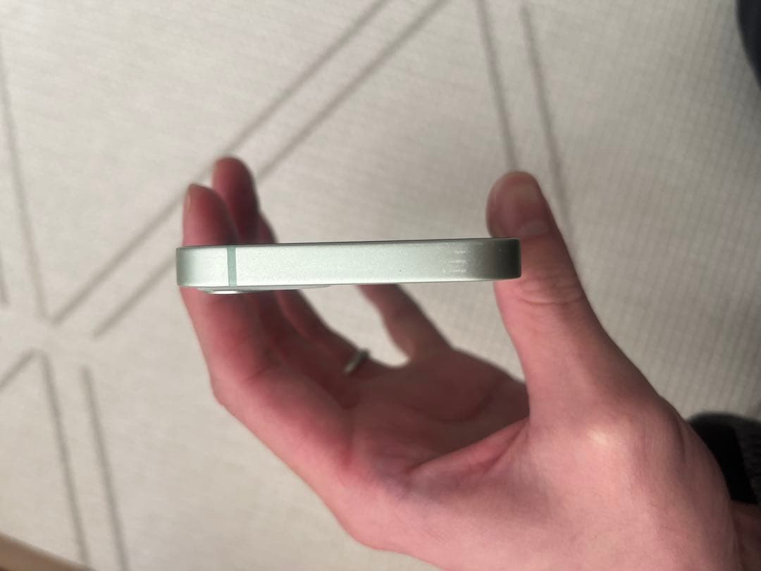 【ジャンク】iPhone12mini 64GB グリーン（アウトカメラ不調）