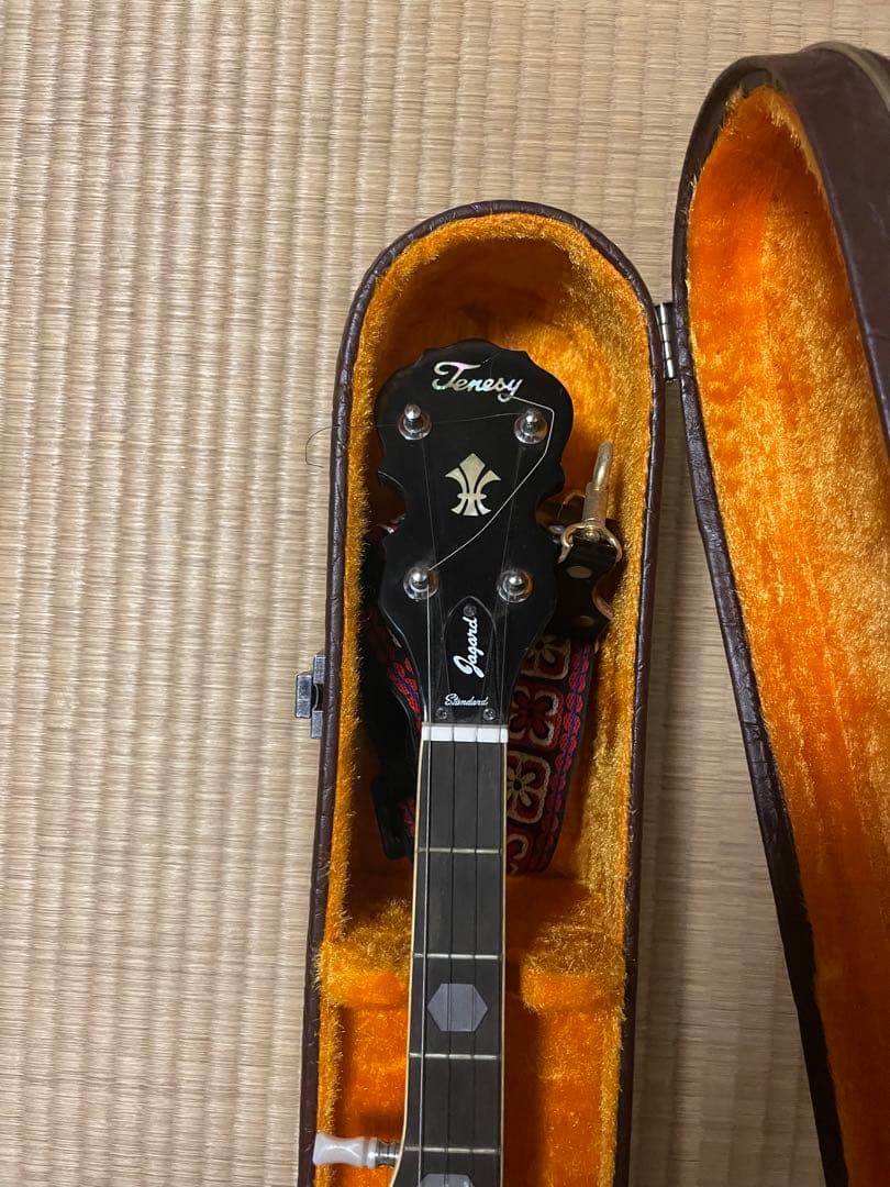 Tenesyバンジョー／五弦カポ・ストラップ付き