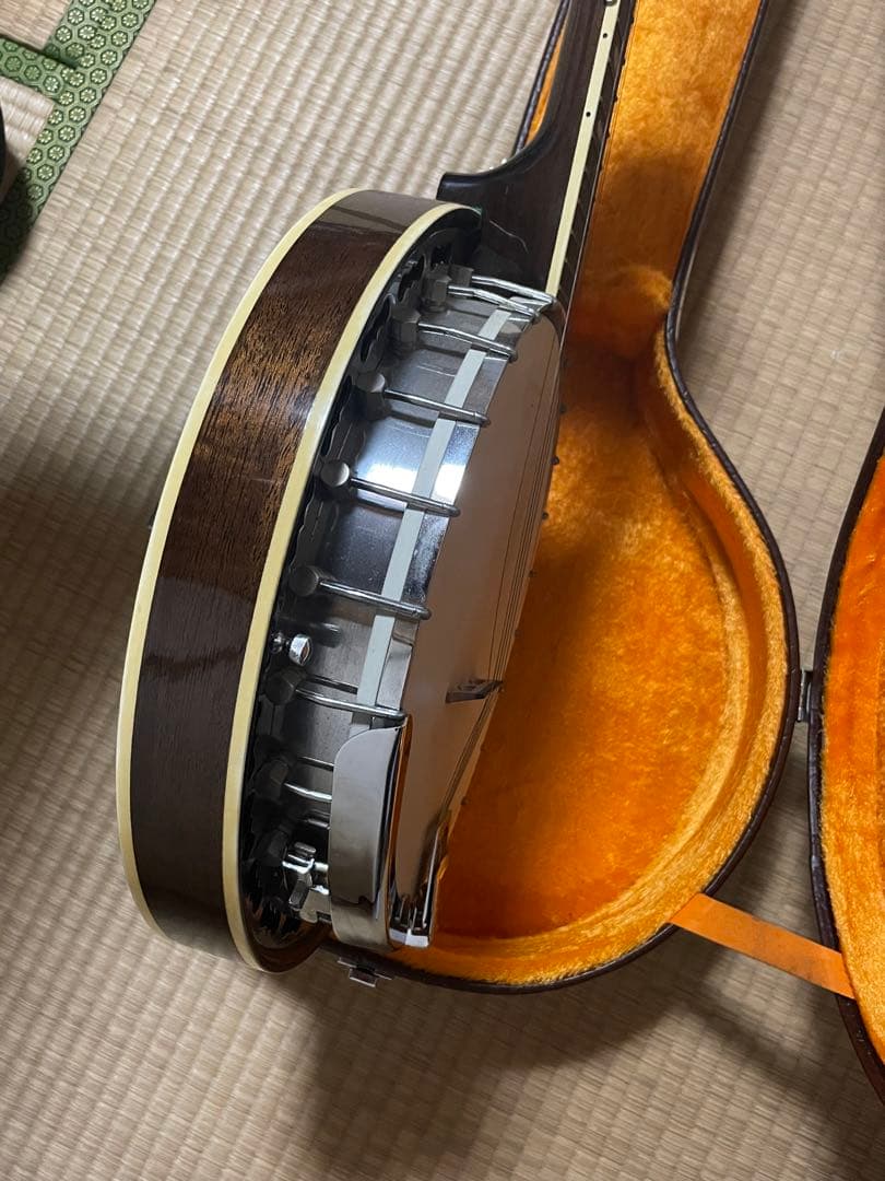 Tenesyバンジョー／五弦カポ・ストラップ付き